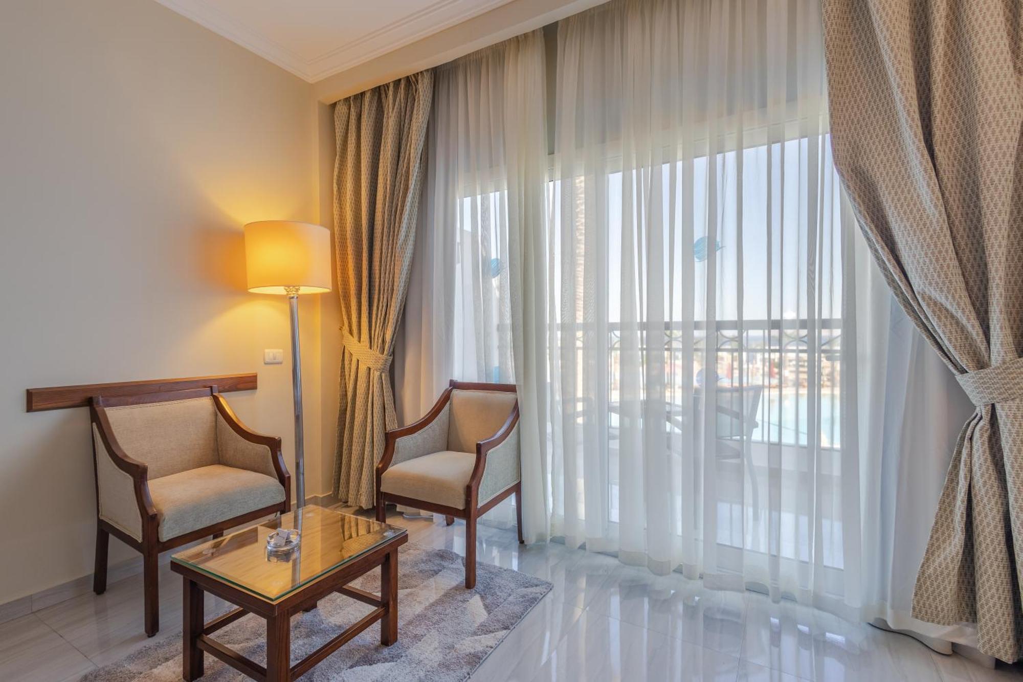 Sultan Gardens Resort Sharm El-Sheikh Exterior foto A room at the hotel