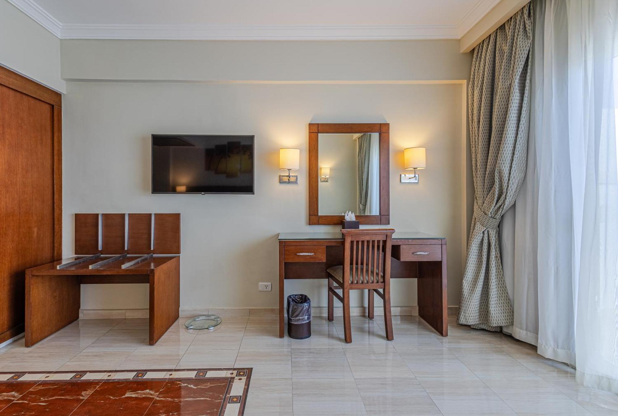 Sultan Gardens Resort Sharm El-Sheikh Exterior foto A room at the hotel