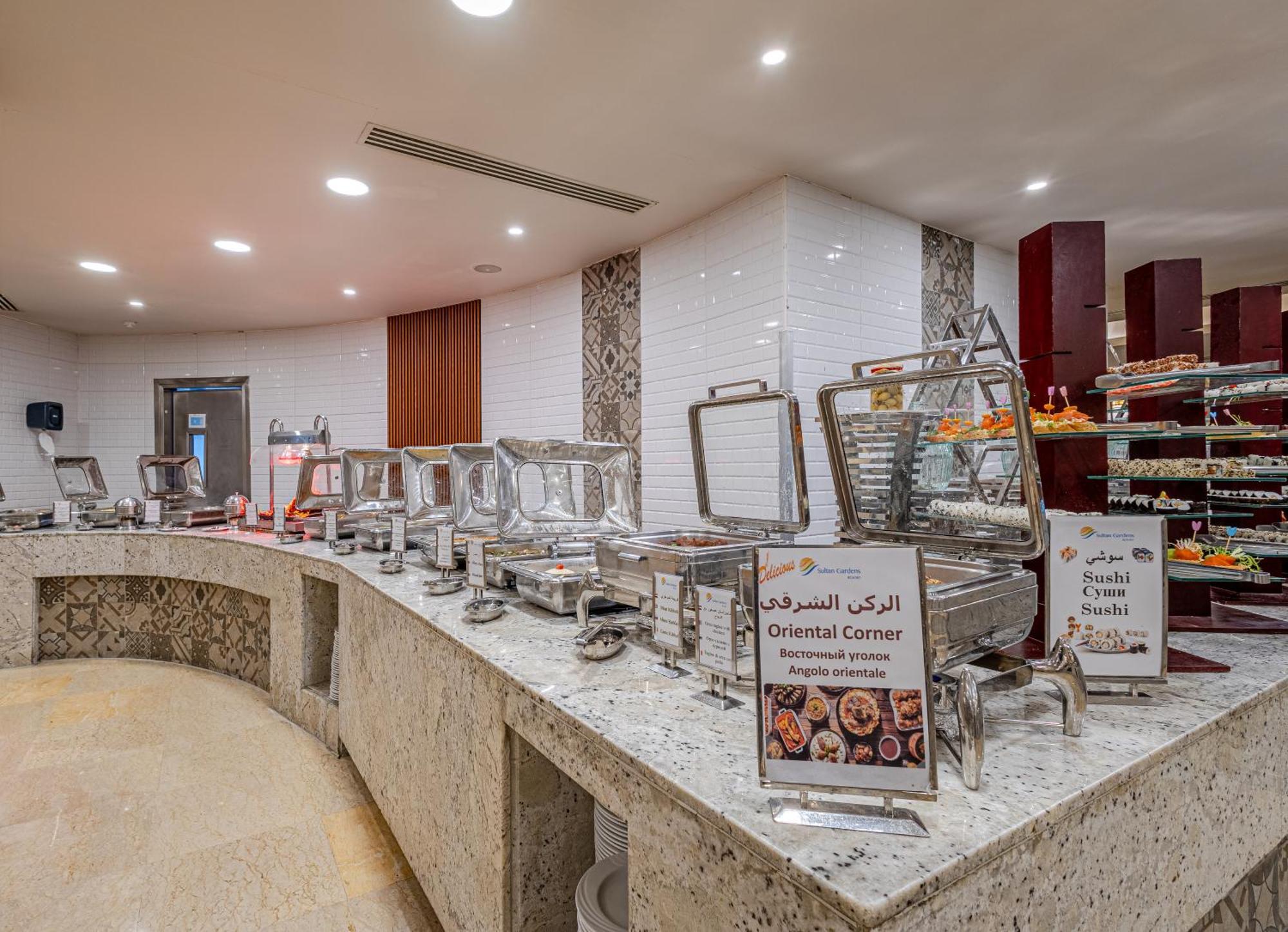 Sultan Gardens Resort Sharm El-Sheikh Exterior foto Buffet at a hotel